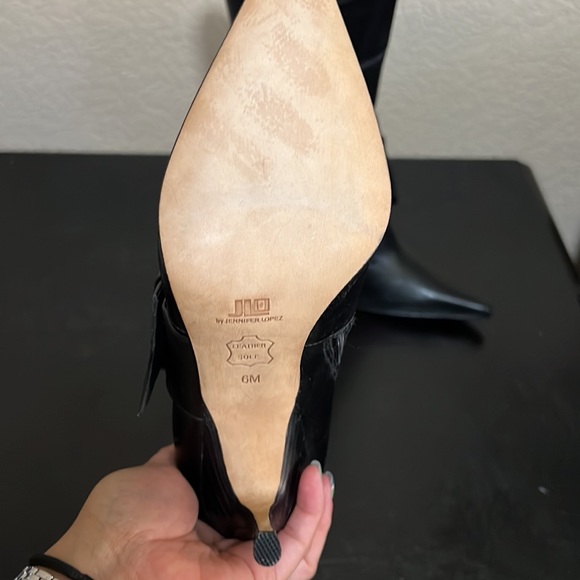 J. Lo boots - Picture 4 of 10